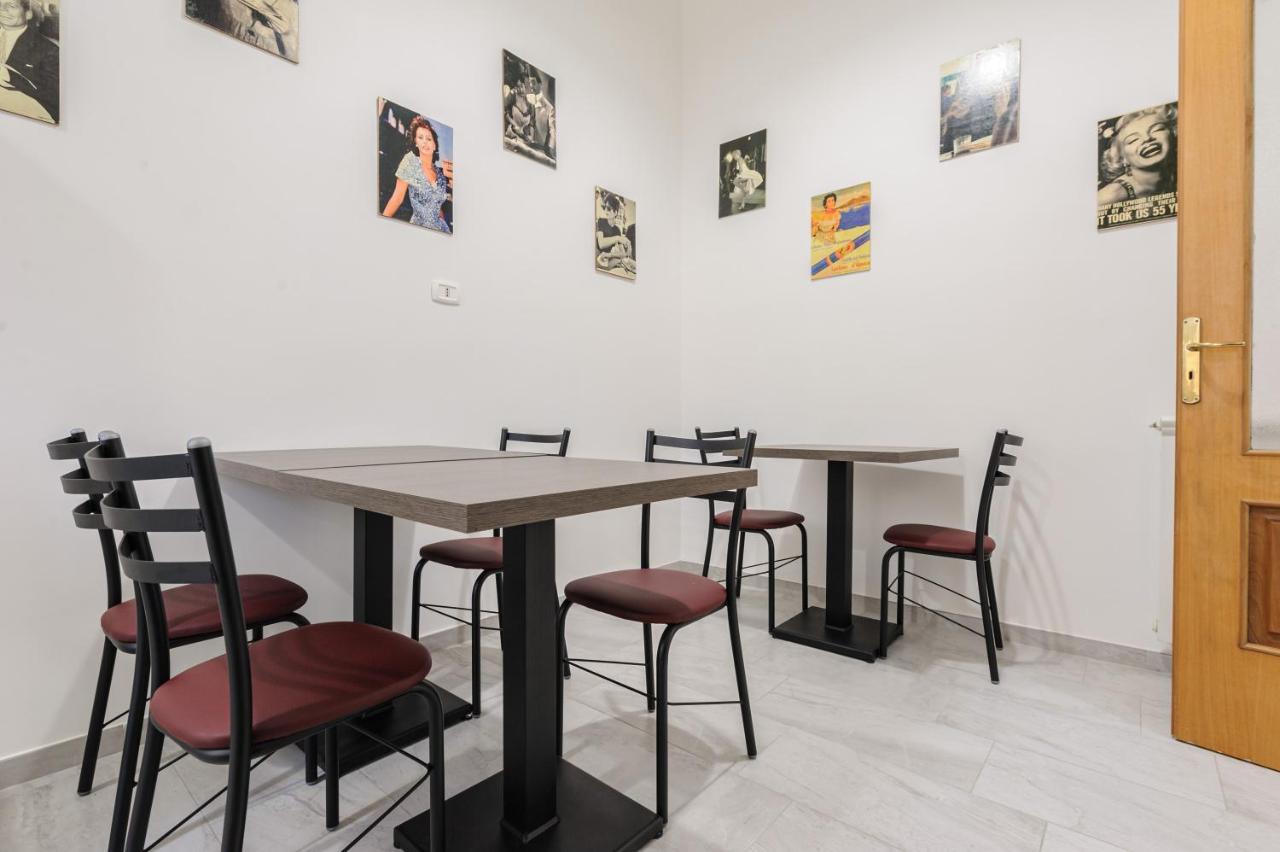 Via Aniello Falcone 72B Neapol Exteriér fotografie